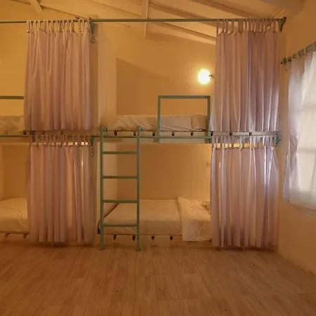 Boogie Hostel Kuta Lombok